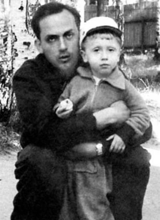 Анатолий Успенский с сыном Владимиром