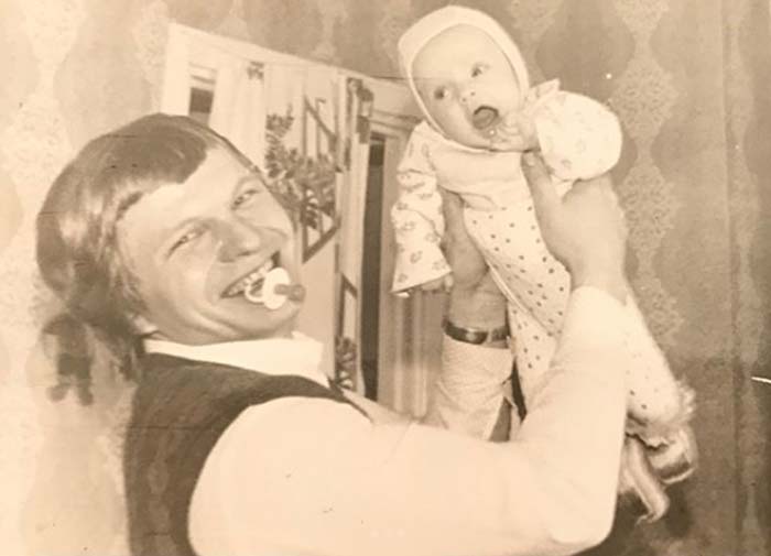 Наталья Варвина в детстве с папой