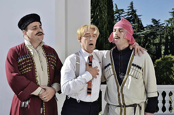 Николай Добрынин в роли Леонида Утёсова