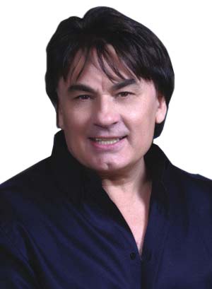 Александр Серов (певец)