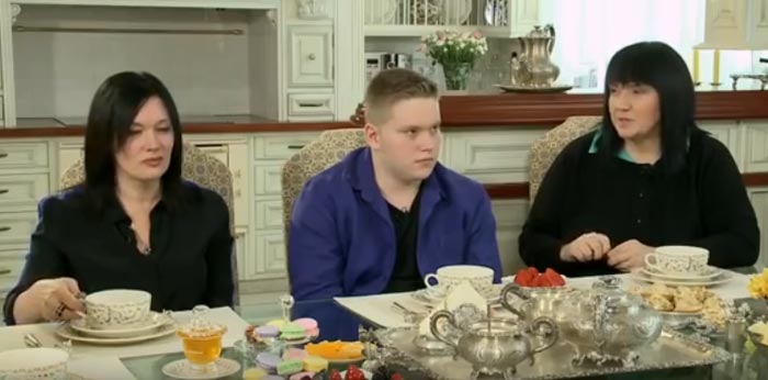 Алла Духова с сыном Константином и сестрой Диной