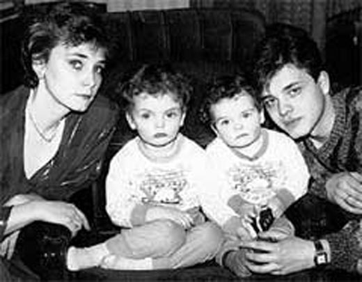 Андрей Брежнев и первая жена Надежда Лямина с детьми
