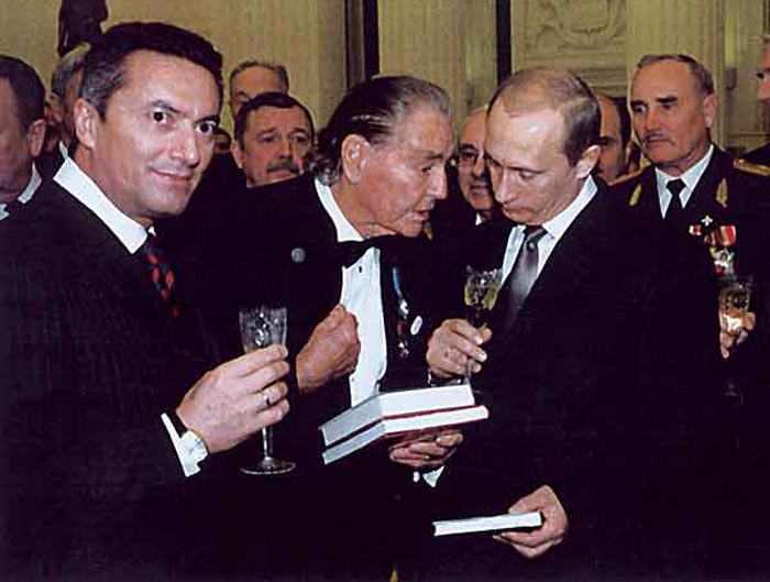 Эдуард фон Фальц-Фейн и Владимир Путин