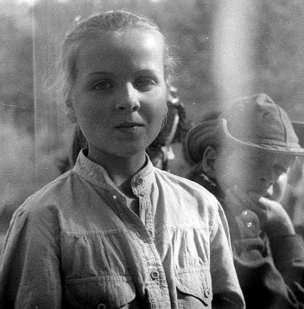 Мария Макарова в детстве