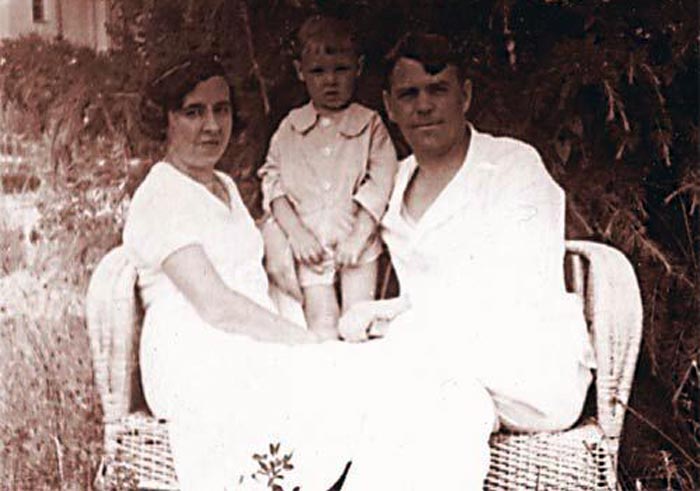 Маршал Василевский с женой Екатериной и сыном Игорем