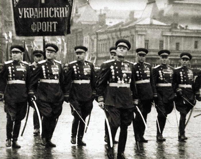Маршал Иван Конев на Параде Победы