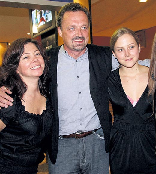 Нина Гусева с родителями