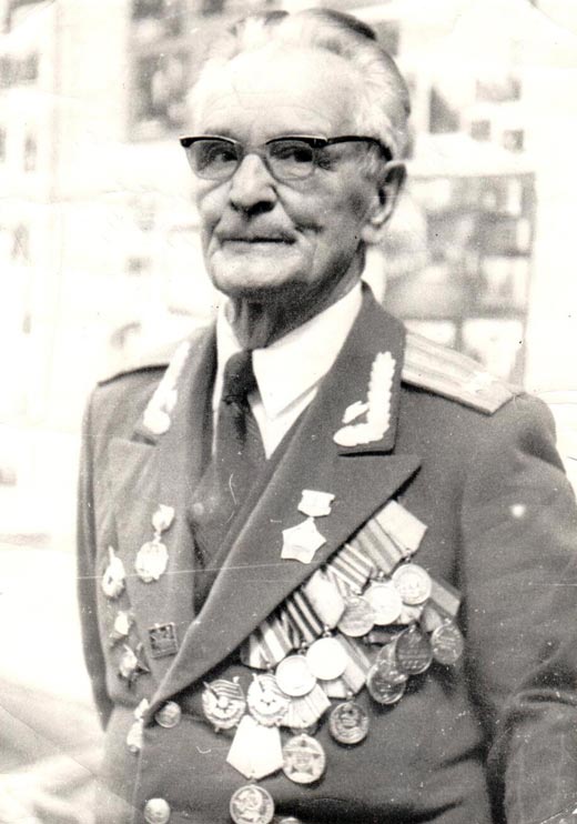 Зиновий Колобанов в старости