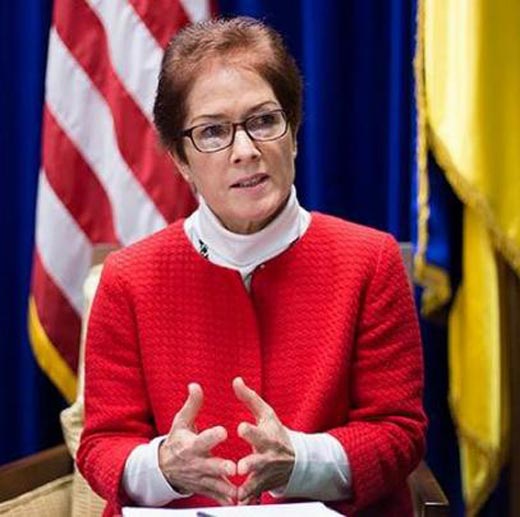 Мари Йованович 3