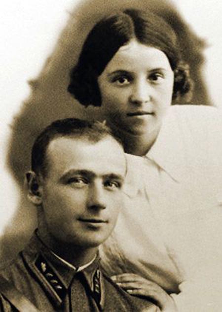 Сергей Соколов и жена Мария в молодости