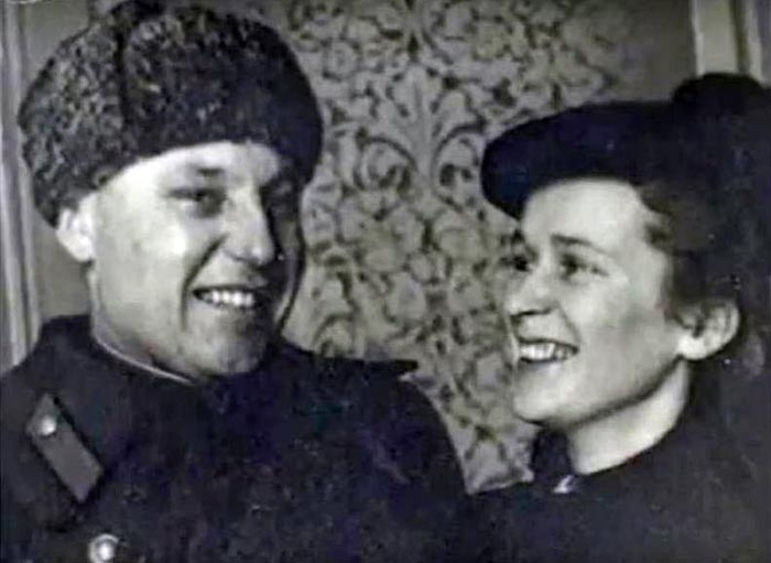 Александр Покрышкин и жена Мария