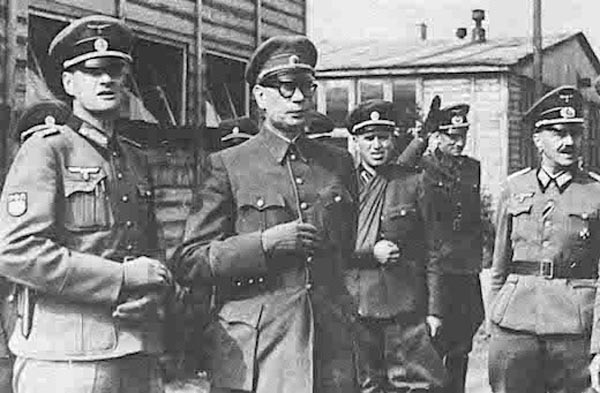 генерал Андрей Власов с гитлеровцами