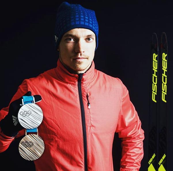 Андрей Ларьков с медалями