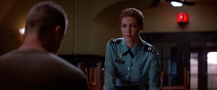 Конни Нильсен База Клейтон