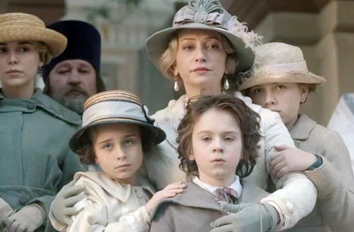 Алена Ковалева в сериале Легенда Феррари