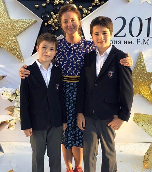 Александр Шаханов мать Анна Банщикова брат Михаил