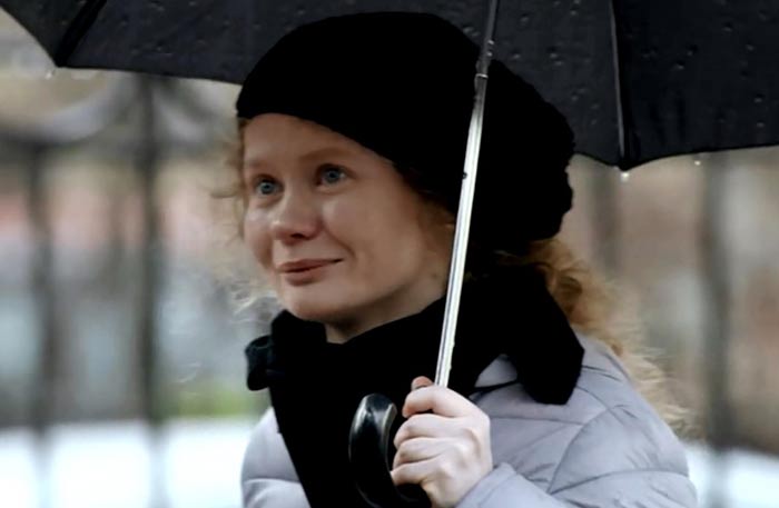 Алиса Олейник в сериале Гений