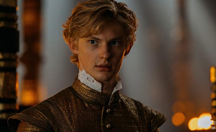 Антон Рогачев в сериале Этерна