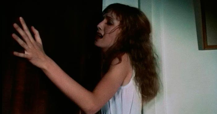 Дария Николоди в фильме Шок