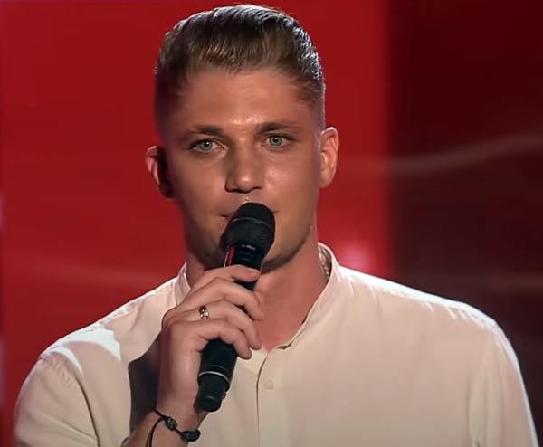 Евгений Панчехин в шоу Голос