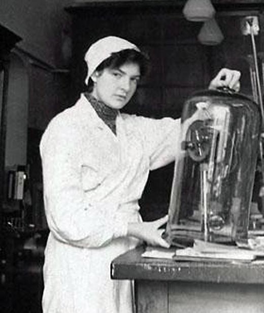Ирена Лесневская в молодости