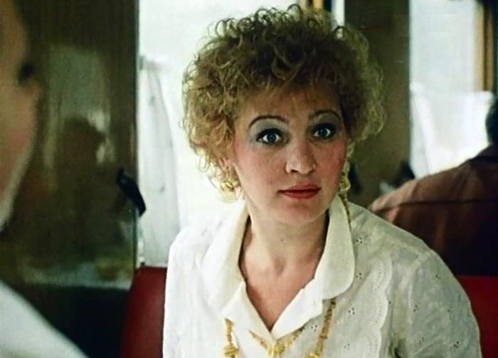 Людмила Корюшкина в фильме Скорый поезд