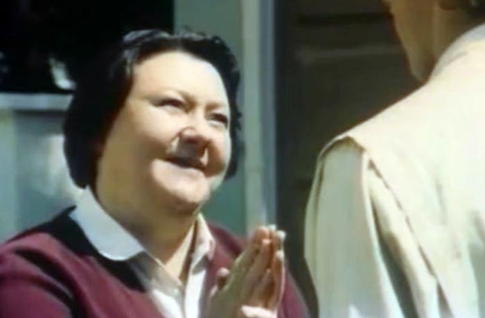 Марианна Кузнецова в фильме Где бы ни работать