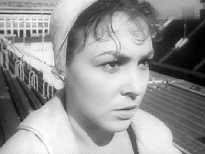 Майя Казакова в фильме Дело пёстрых