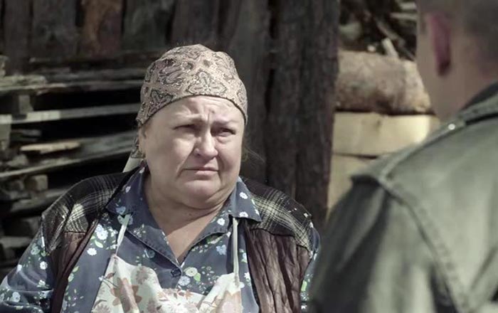 Нина Набока в сериале Так далеко так близко