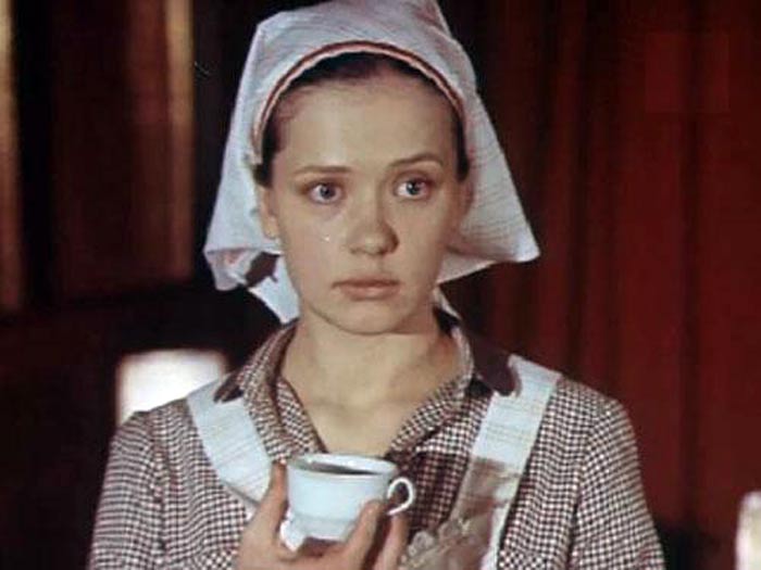 Регина Девите в фильме Личная жизнь Деда Мороза