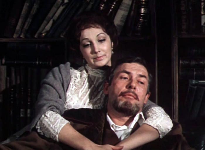 Светлана Орлова в фильме Необыкновенное лето