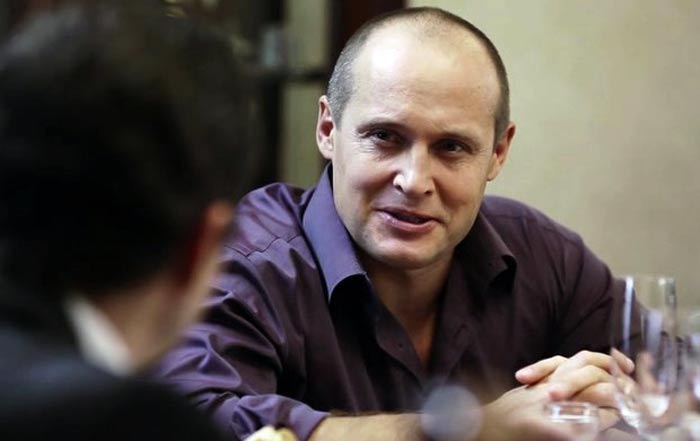 Вячеслав Кулаков в сериале Синдром Шахматиста