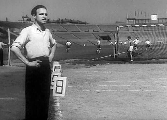 Ян Янакиев в фильме Первая перчатка