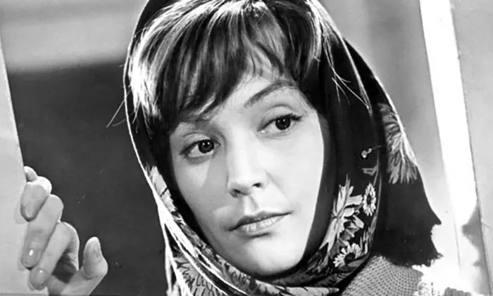 Ада Шереметьева в фильме Молодо-зелено