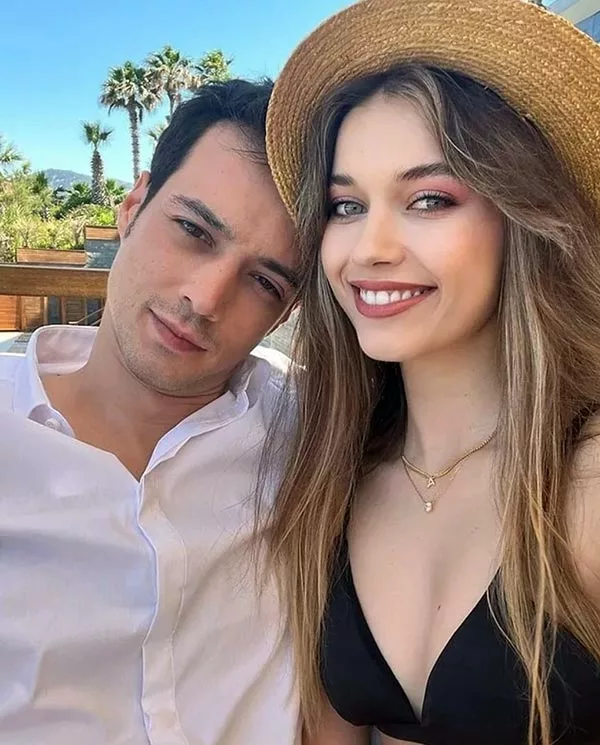 Афра Сарачоглу и Мерт Языджыоглу