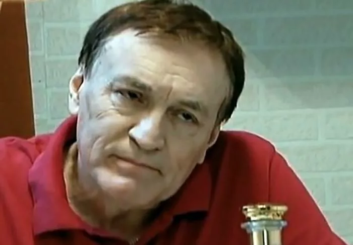 Владимир Кузнецов в сериале Пыльная работа