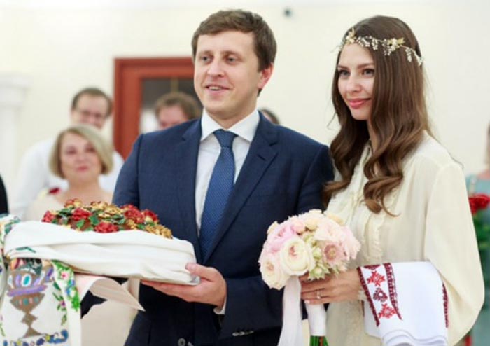 Алена Мусиенко и Максим Омелян