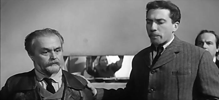 Александр Мельников в фильме Республика ШКИД