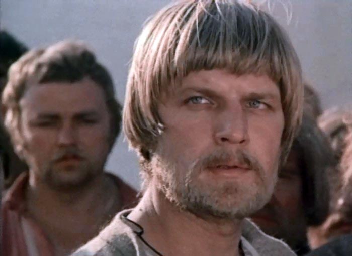 Александр Новиков в фильме Тайна Золотой горы