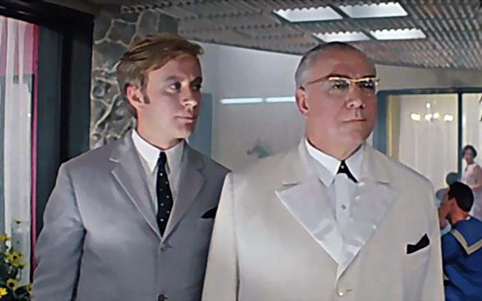 Александр Хвыля в фильме Бриллиантовая рука