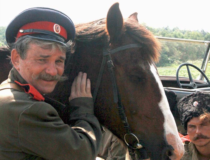 Александр Коньшин в сериале Убить Дрозда