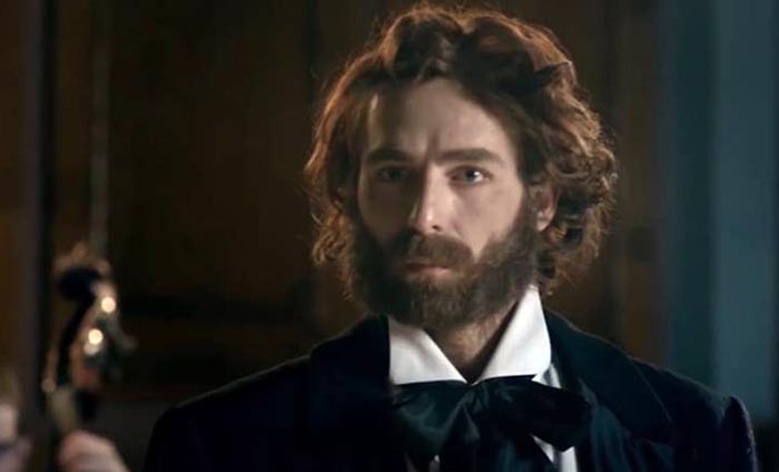 Александр Кошкидько в фильме Вокзалы России