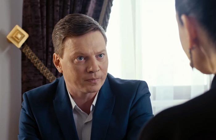 Александр Павлов в сериале Три в одном