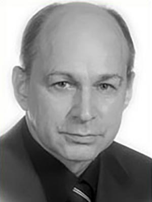 актер Александр Владимирович Новиков