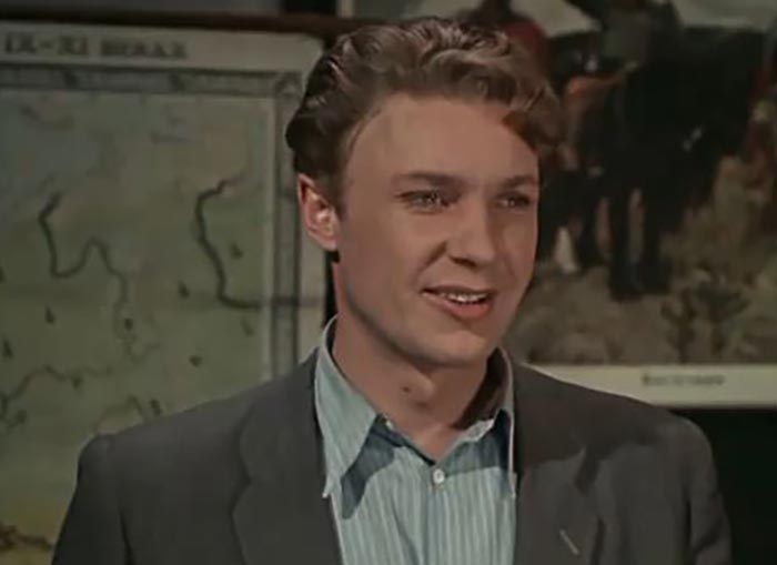 Альфред Шестопалов в фильме Есть такой парень