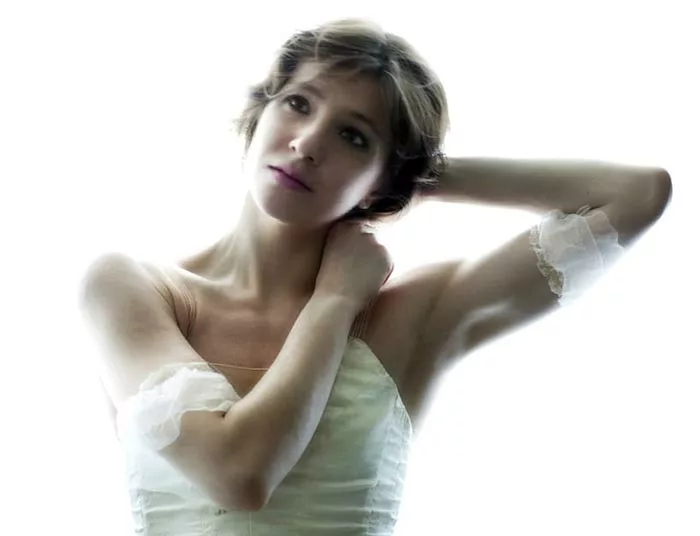 балерина Алина Кожокару