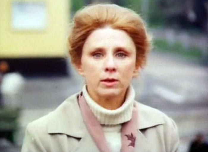 Алина Ольховая в фильме Полет птицы