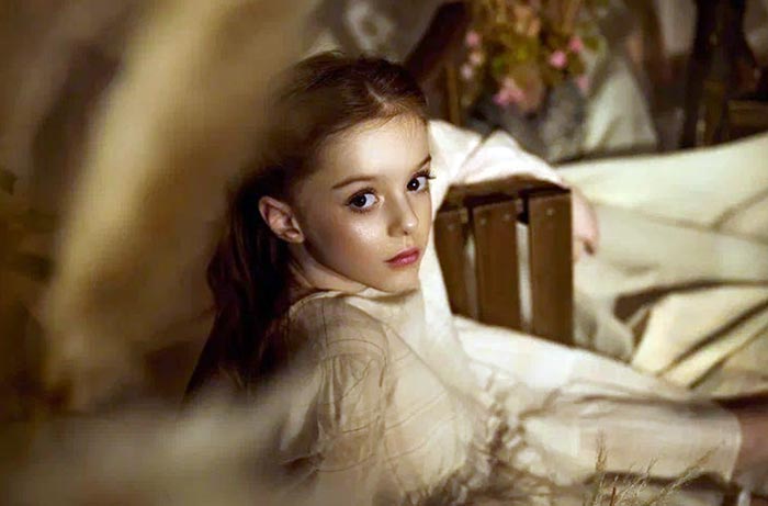 актриса Алиса Панина