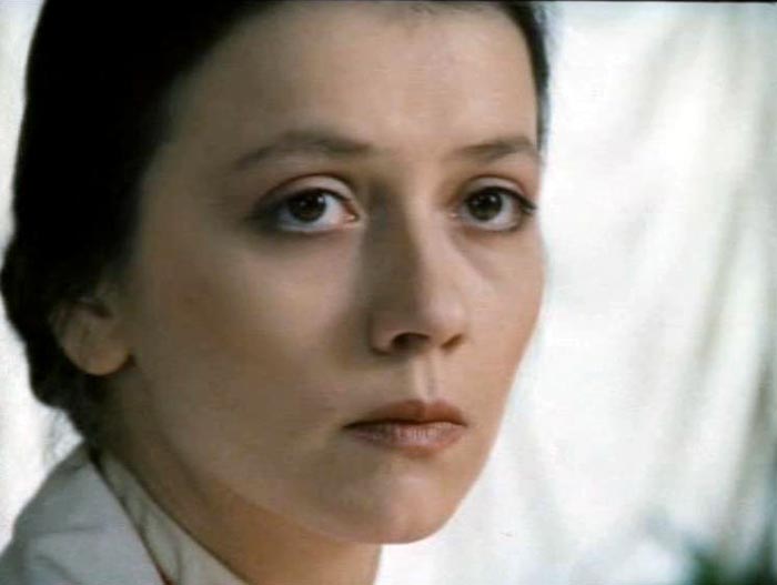 Алла Тараканова в фильме Доброй ночи