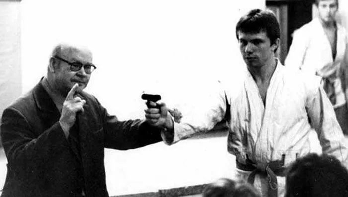 Анатолий Аркадьевич Харлампиев самбо